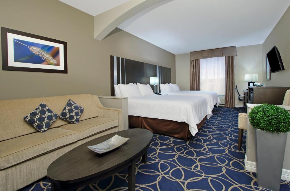 Queen Suite interior